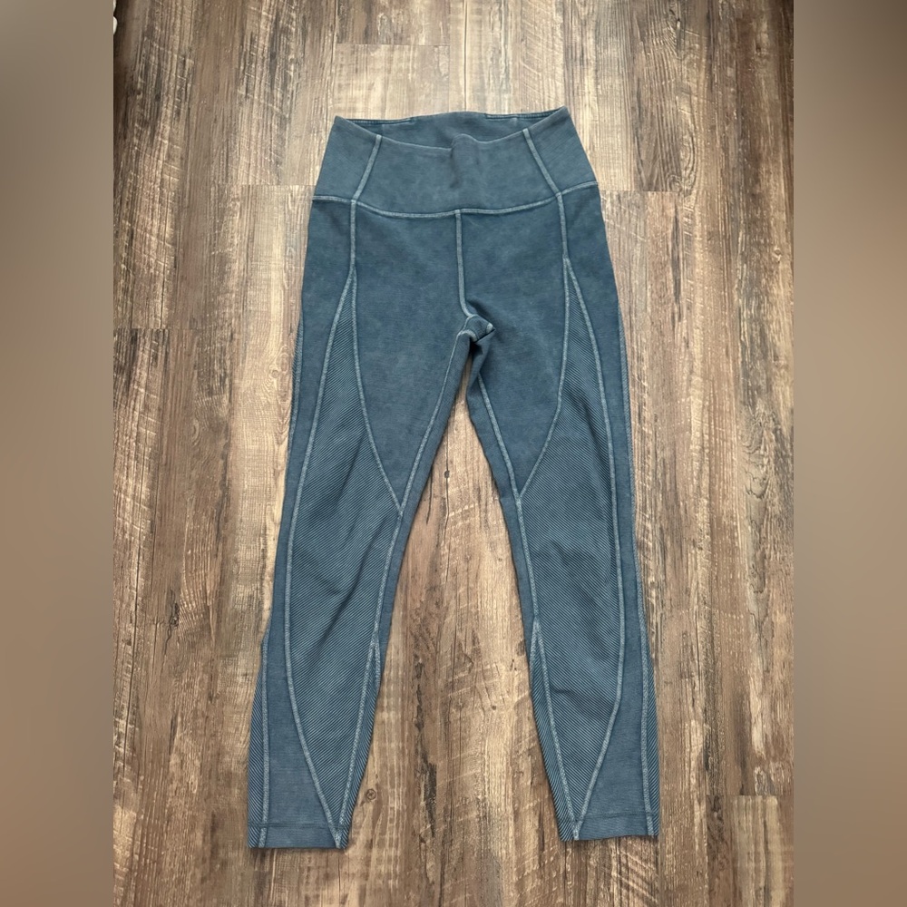 Lululemon Wunder Under High-Rise Snow Washed Ribbed Leggings - Picture 3 of 6